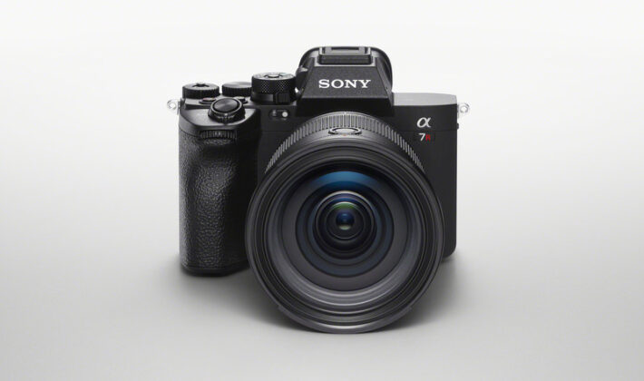 studio image of the Sony Alpha 7R V