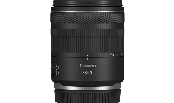 studio image of the Canon 28-70 lens